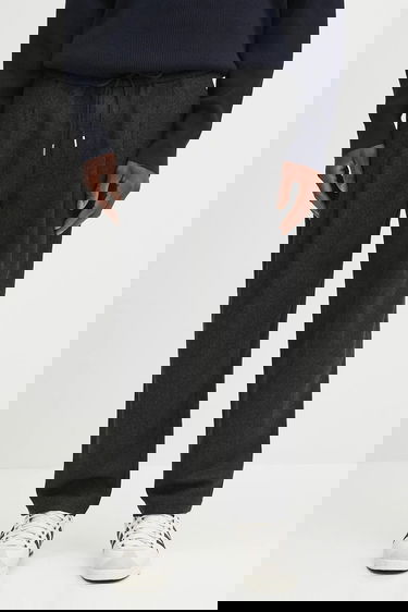 Byxor Drôle de Monsieur Drôle de Monsieur Le Pantalon Cropped Flanelle Wool Pants Grå | H.BP167.WV008, 0