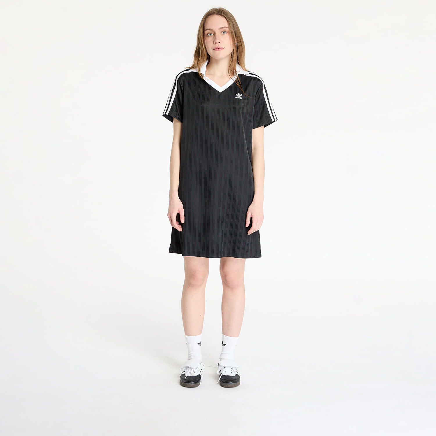 Klä adidas Originals Adicolor Football Jacquard V-Neck Dress Svart | JD2599, 0