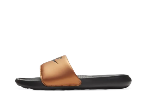 Sneakers och skor Nike Victori One W Metallisk | CN9677-003