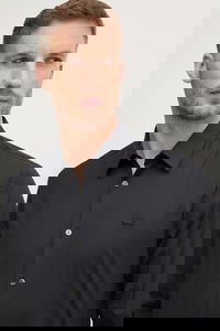 Lacoste Slim Fit Shirt with Classic Collar