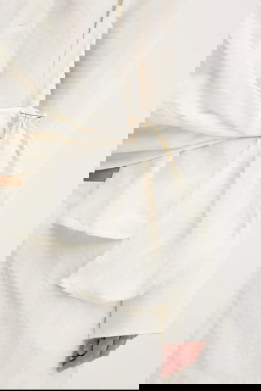 Klä JW Anderson JW Anderson Draped Twisted Relaxed Linen-Blend Shirt Vit | SH0346.PG1690.002, 3