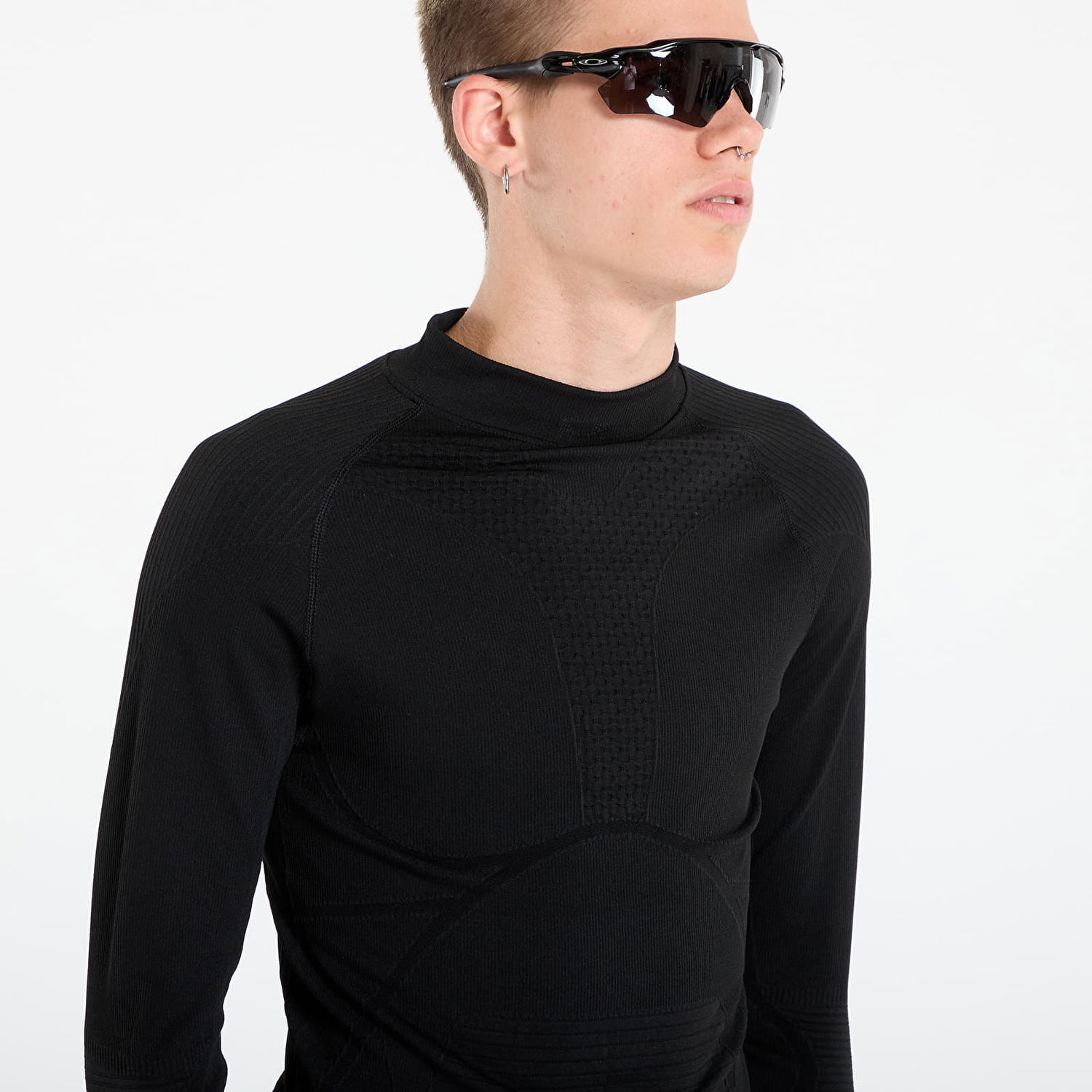 T-shirt OAKLEY Oakley Latitude Soar Base Layer T-Shirt Svart | FOA407466-02E, 1