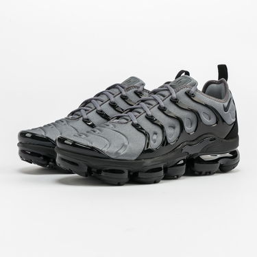 Sneakers och skor Nike Air Vapormax Plus Grå | CK0900-001, 1