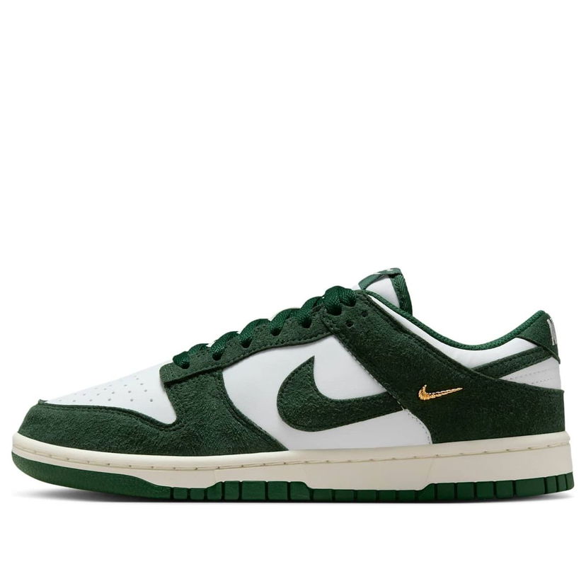 Sneakers och skor Nike Dunk Low Gorge Green Gold Mini Swoosh Grön | IB4417-100
