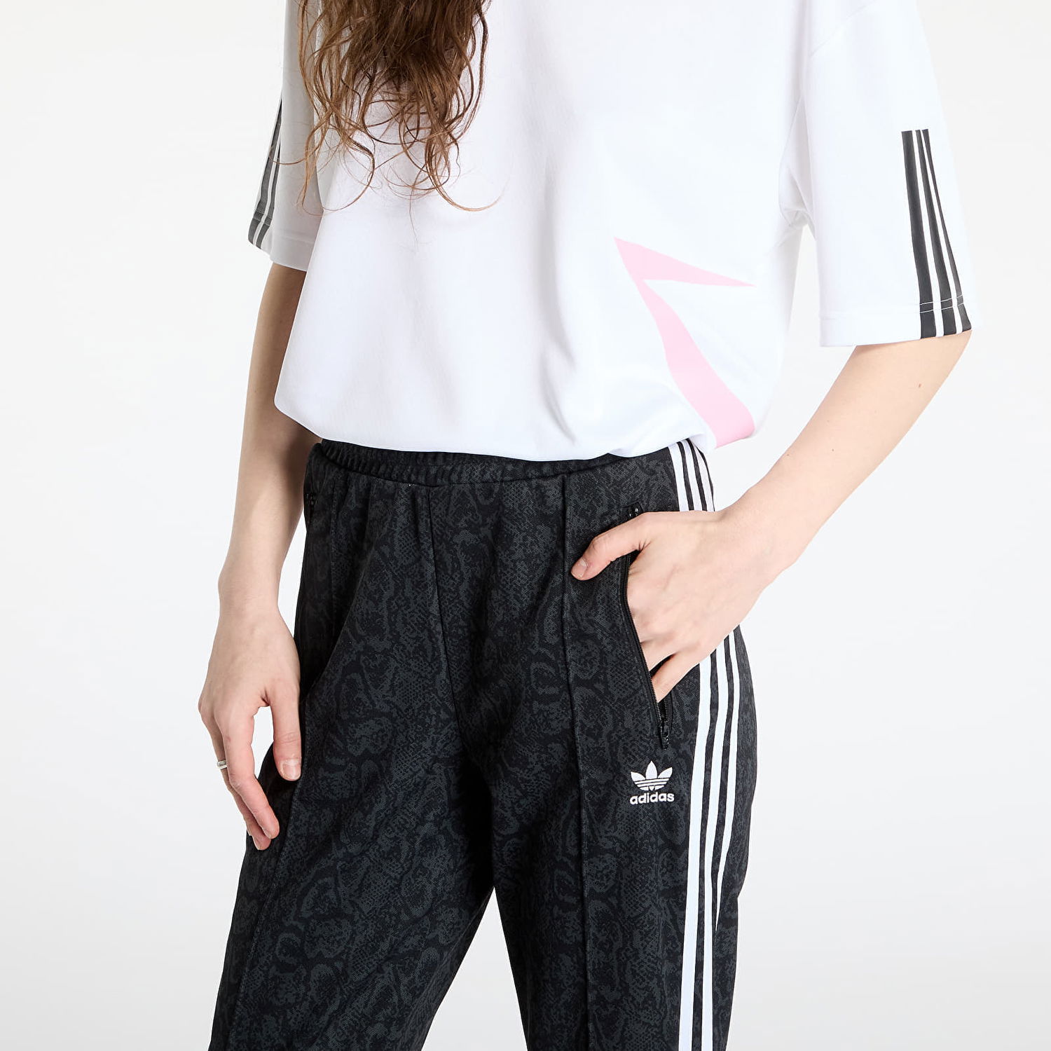Träningsbyxor adidas Originals Firebird Snake Print Track Pants Svart | JI8405, 1