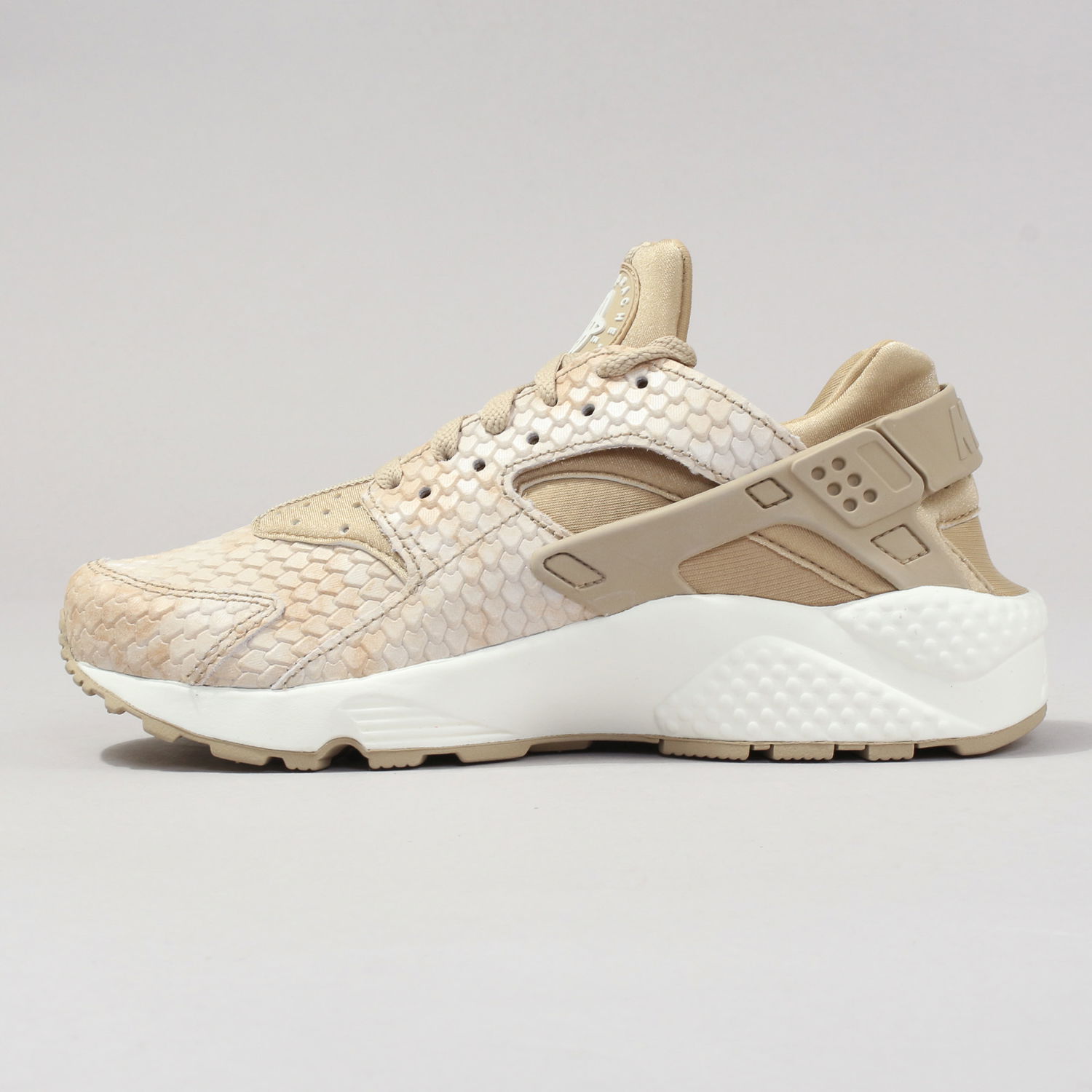 Sneakers och skor Nike WMNS Air Huarache Run Premium Beige | 683818-201, 1