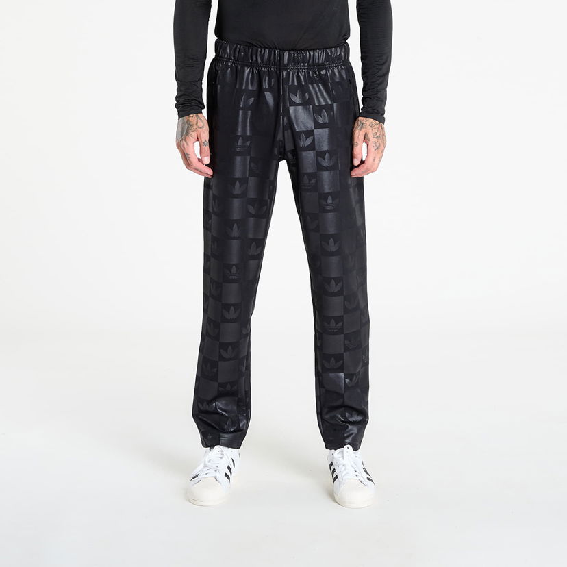 Träningsbyxor adidas Originals Monogram All Over Print Regular Track Pants Svart | JY2977