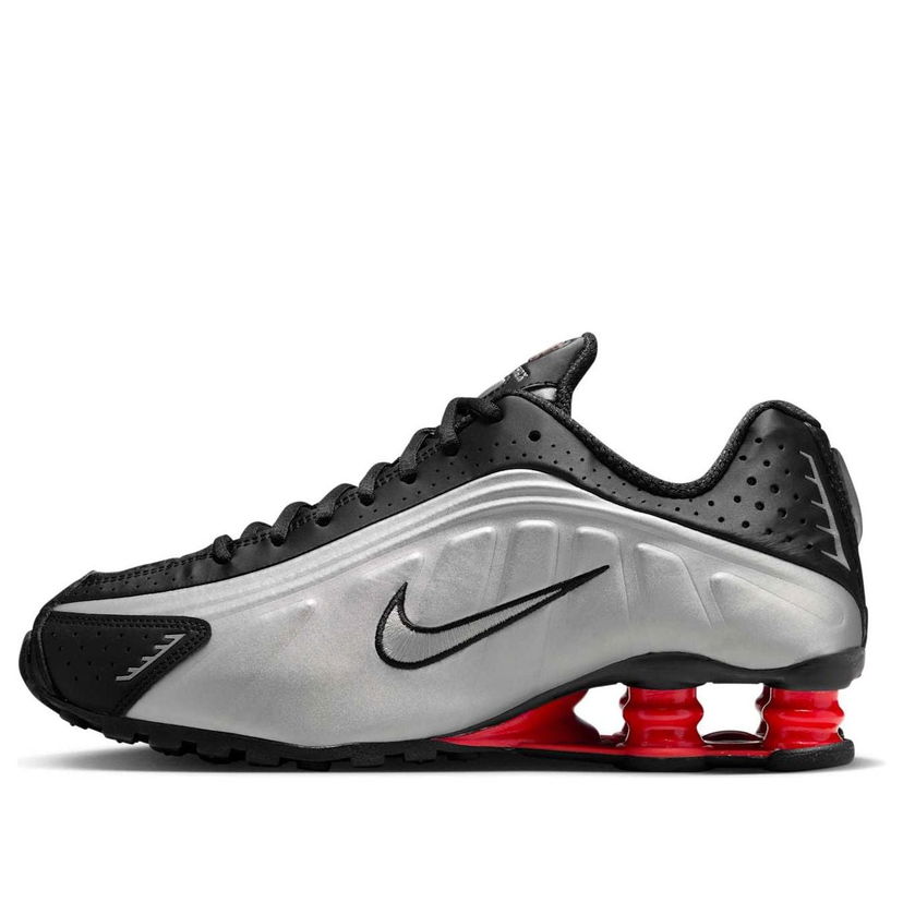 Sneakers och skor Nike Shox R4 Metallisk | AR3565-011