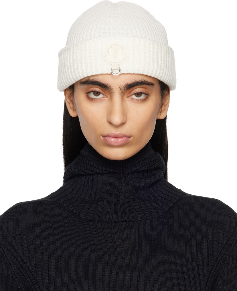 Mössa Moncler Willow Smith x Wool Beanie With Logo Patch Vit | J209T 3B00004 - M1131