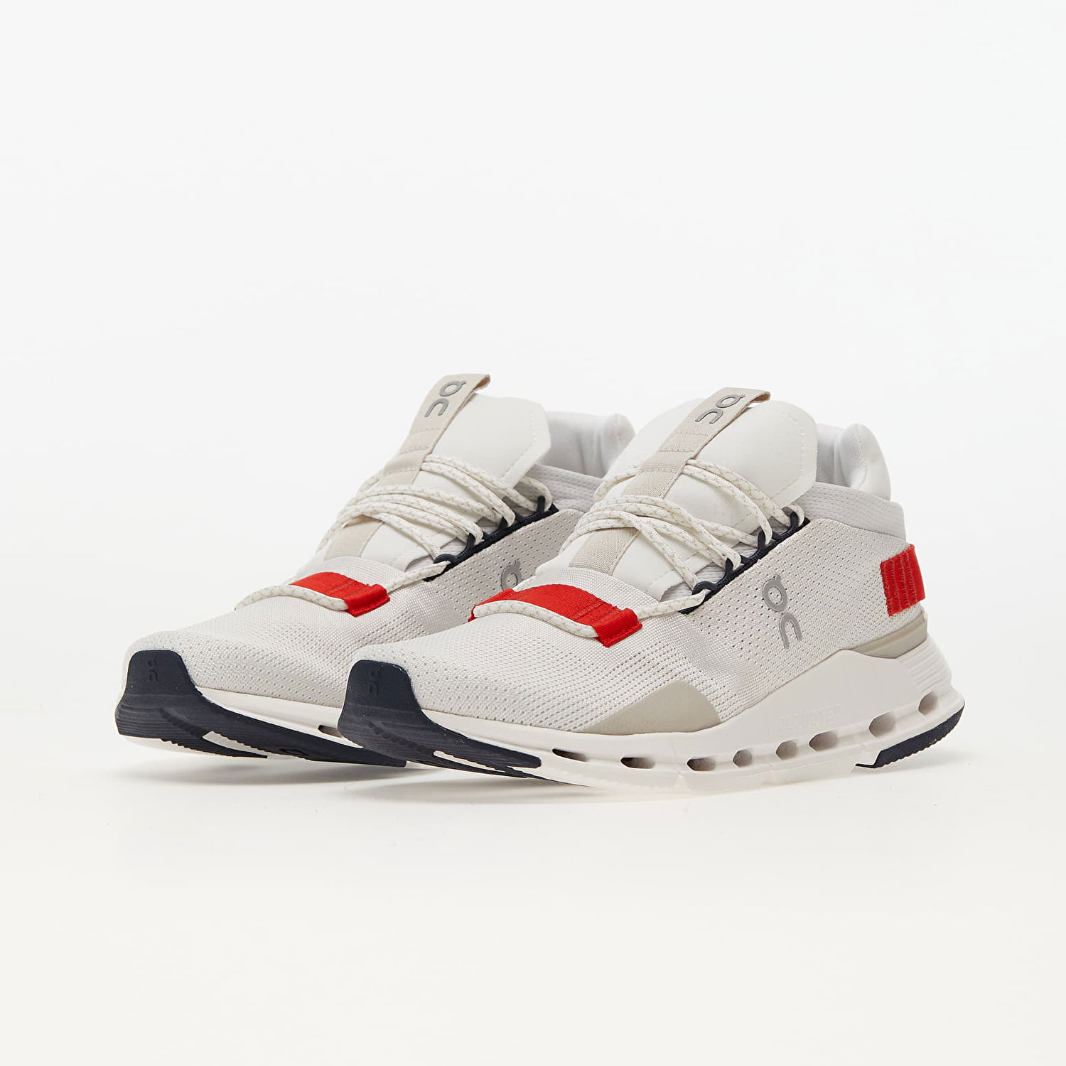 Sneakers och skor On Running Cloudnova Vit | 26.98991, 1