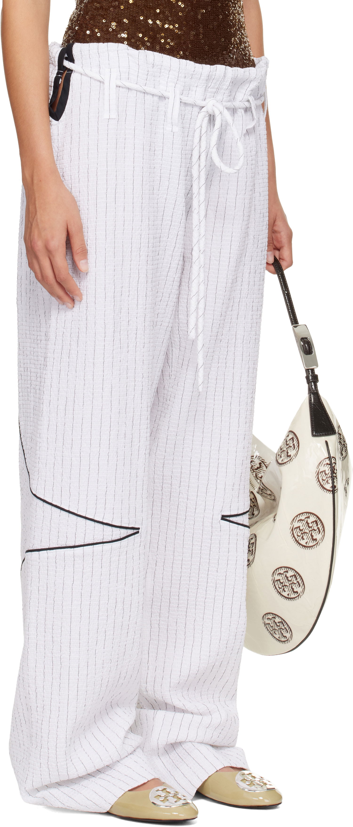 Byxor Tory Burch SSENSE Exclusive Pinstripe Crinkled Cotton Drawstring Baggy Trousers Vit | 175600-008, 1