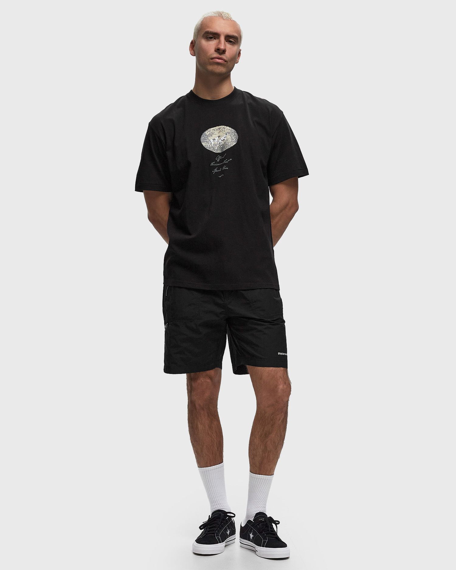 T-shirt thisisneverthat Two Hounds Tee Svart | TN241TTSST32OBK, 1
