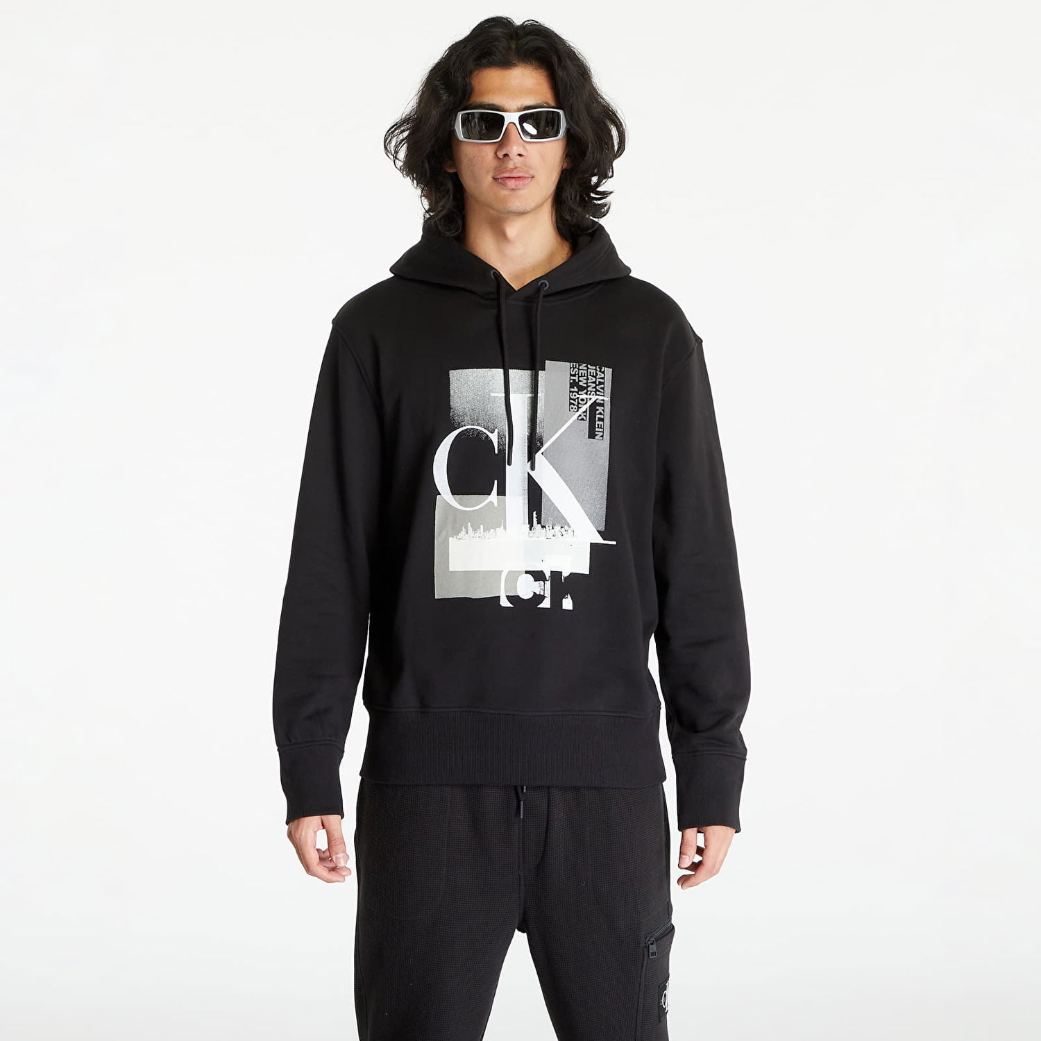 Sweatshirt CALVIN KLEIN Connected Layer Land Hoodie Svart | J30J324310 BEH, 0