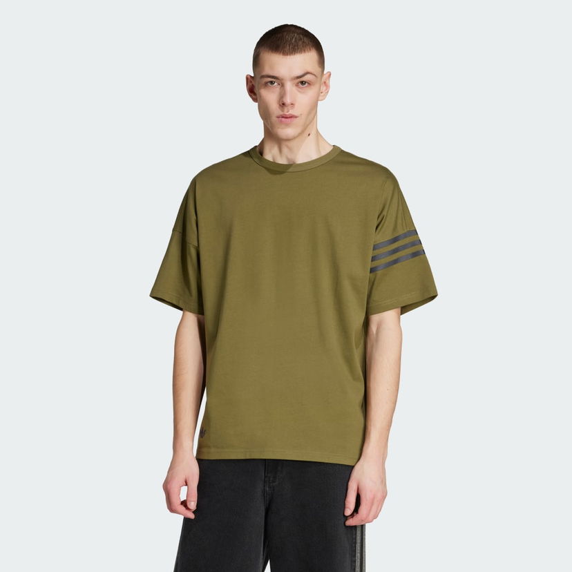 T-shirt adidas Performance Neuclassics T-Shirt Grön | HZ3697