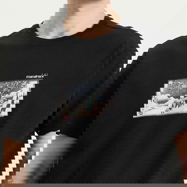 T-shirt Maharishi Travellers In Snow Graphic Tee, Size Large Svart | 2213-BLK, 5