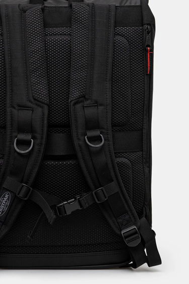 Ryggsäck EASTPAK Eastpak Tecum Roll Cnnct Backpack Svart | EK0A5BFN9S31, 2