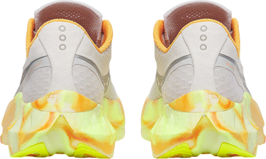 Sneakers och skor Saucony Endorphin Pro 4 Flerfärgad | s10939-30, 2