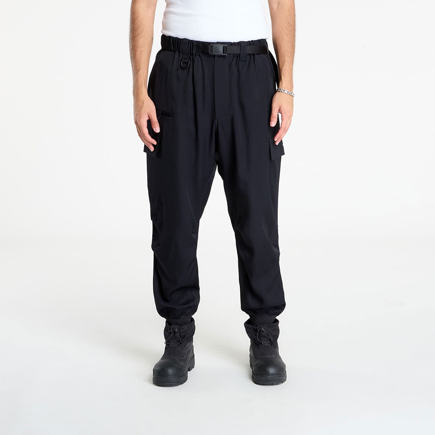 Byxor Y-3 Y-3 Rayon Twill Cuffed Pants Svart | JX7283, 0