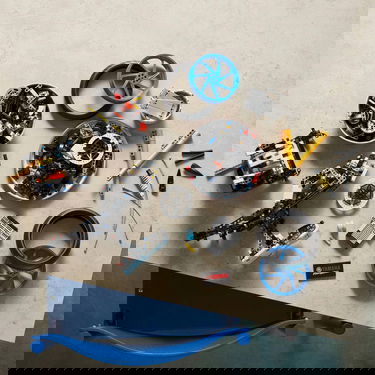 Samlarobjekt LEGO Technic 42159 Yamaha MT-10 SP Flerfärgad | 42159LEG, 4
