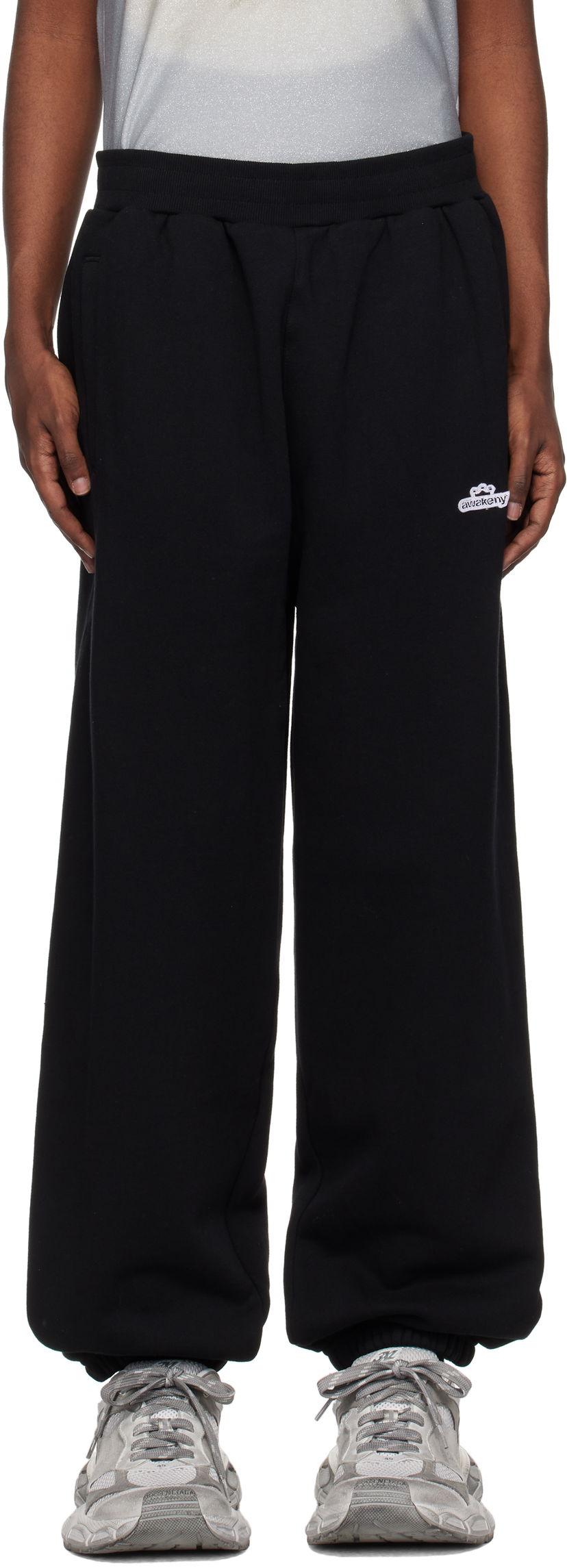 Träningsbyxor Awake NY Crown Logo Sweatpants Svart | AWK-FW24-PA301