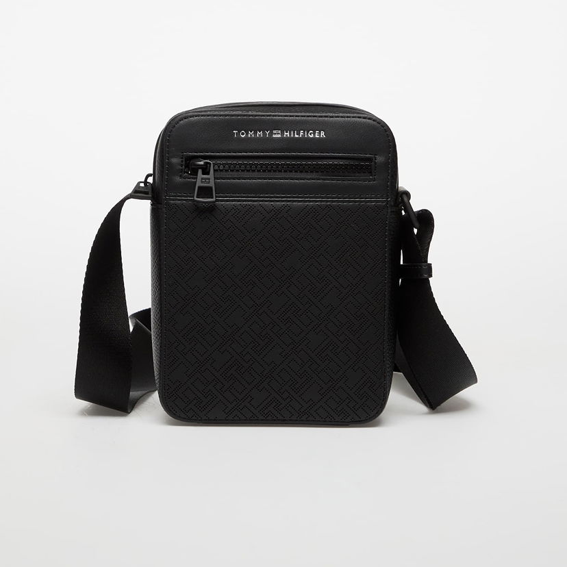 Axelväska Tommy Hilfiger Bag Monogram Mini Reporter Black Svart | AM0AM13836 BDS