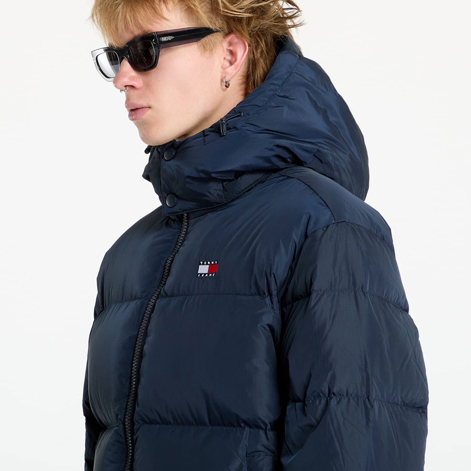 Pufferjacka Tommy Hilfiger Flag Back Alaska Puffer Jacket Blue Mörkblå | DM0DM20479 C1G, 1