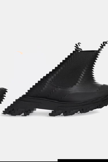 Sneakers och skor GANNI GANNI Cleated Low Chelsea Boots Svart | S3237, 1