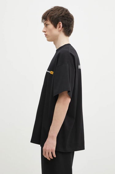 T-shirt VETEMENTS Black '.Com' T-Shirt Svart | UA66TR750B, 1