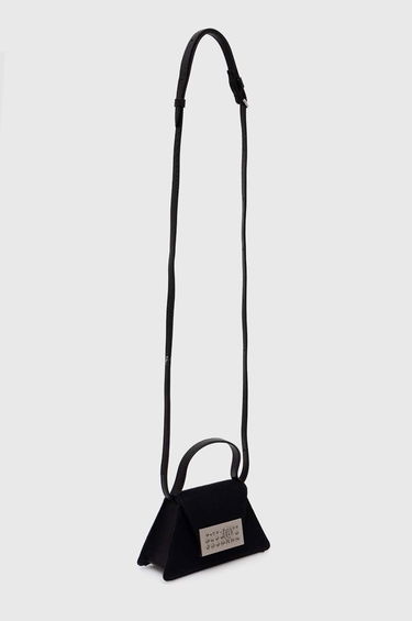 Handväska Maison Margiela MM6 Black Triangle Shoulder Bag Svart | SB5ZI0006.P6642, 1
