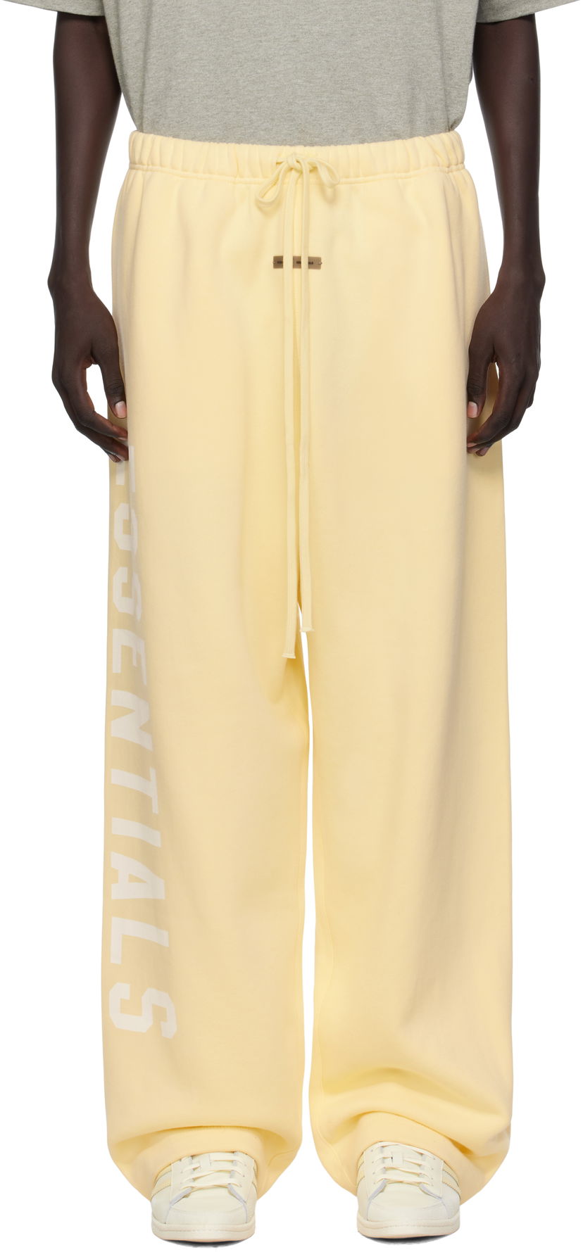 Träningsbyxor Fear of God Fear of God ESSENTIALS Lounge Fleece Sweatpants Gul | 130SP254328F