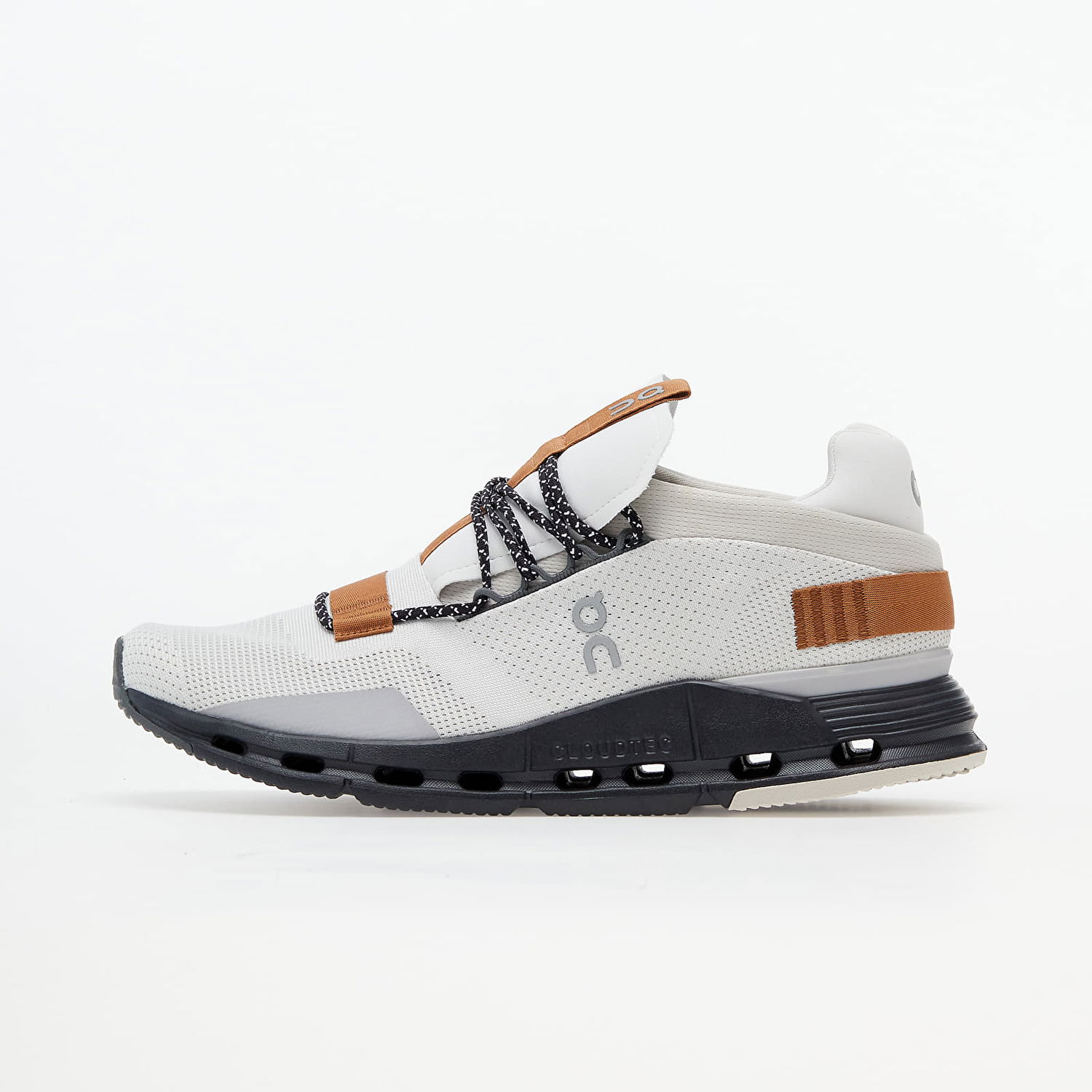 Sneakers och skor On Running Cloudnova Vit | 26.99182, 0