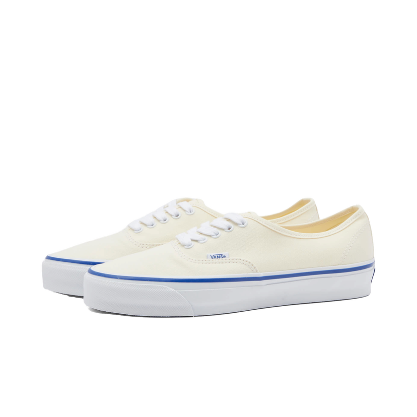 Sneakers och skor Vans Men's Authentic Reissue 44 Sneakers in Lx Off White, Size UK 10 | END. Clothing Vit | VN000CQAOFW