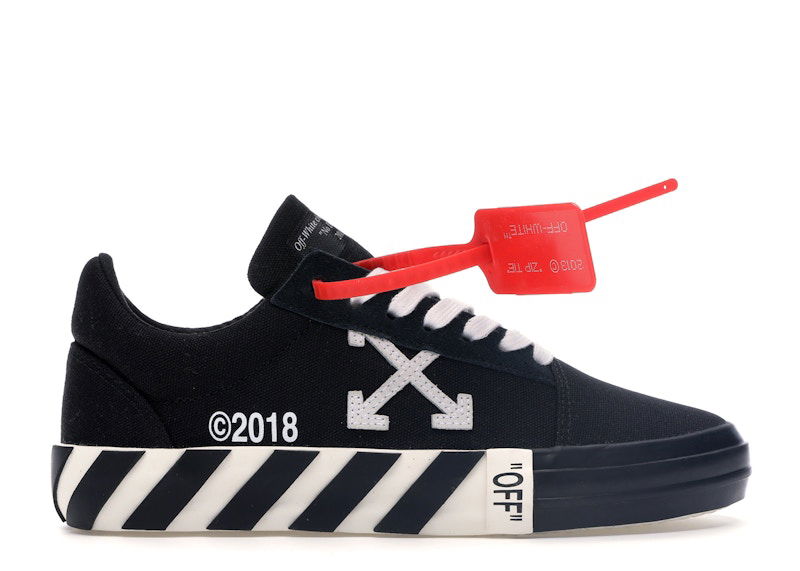 Sneakers och skor Off-White Vulc Low Updated Stripes Black W Svart | OWIA146R198000161000, 0