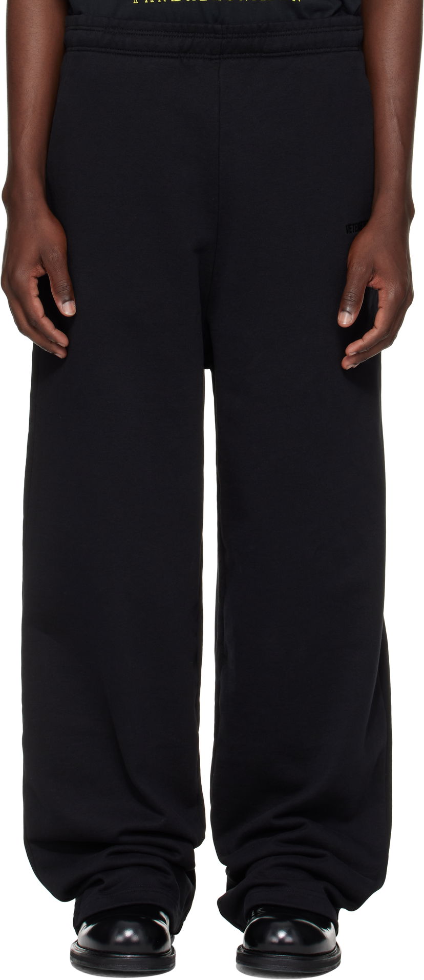 Träningsbyxor VETEMENTS Vetements Logo Baggy Sweatpants Svart | UH76SP200B