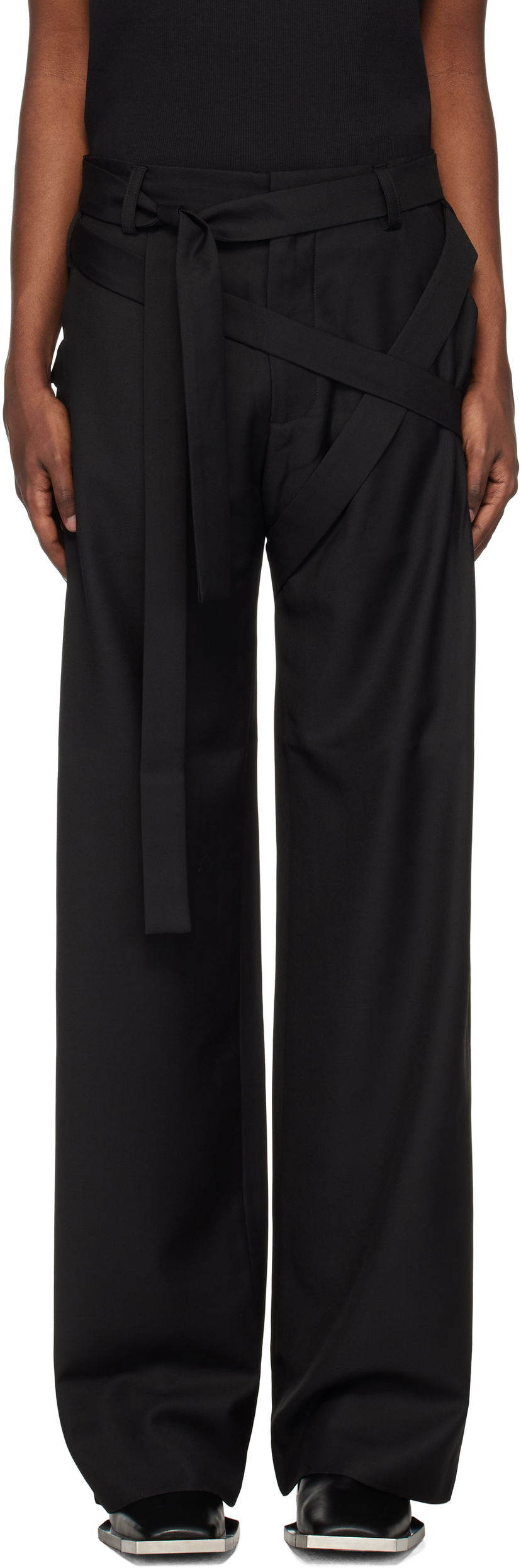 Byxor HELIOT EMIL Aegis Tailored Trousers Svart | AW24_M_10_182_BLK01