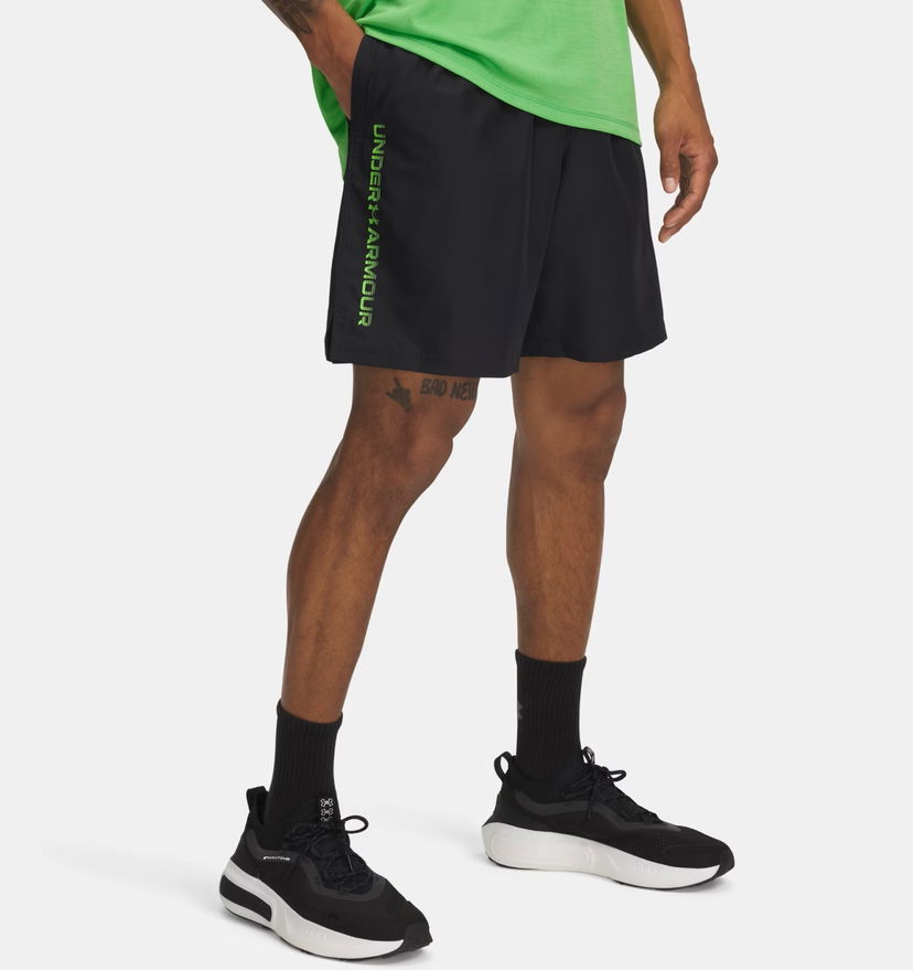 Shorts Under Armour Tech Woven Wordmark Shorts Svart | 1383356-005
