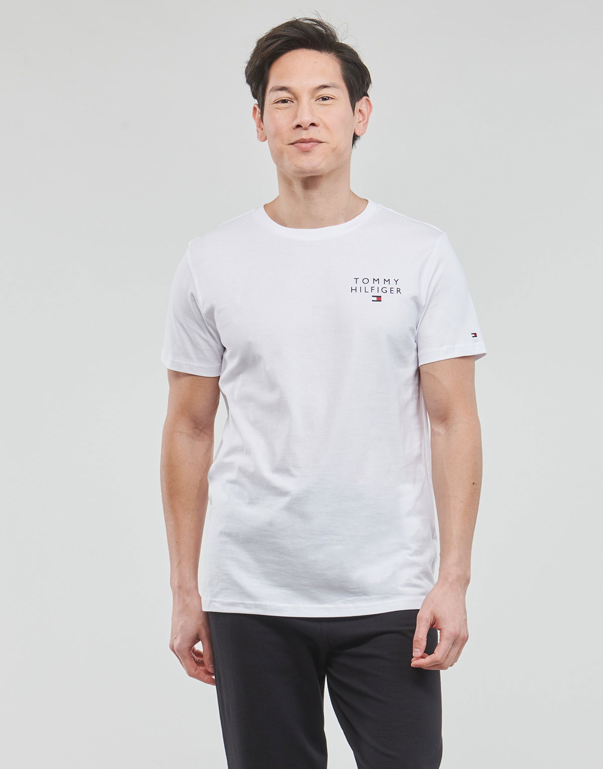 T-shirt Tommy Hilfiger CN SS TEE LOGO Vit | UM0UM02916-YBR-NOOS, 1
