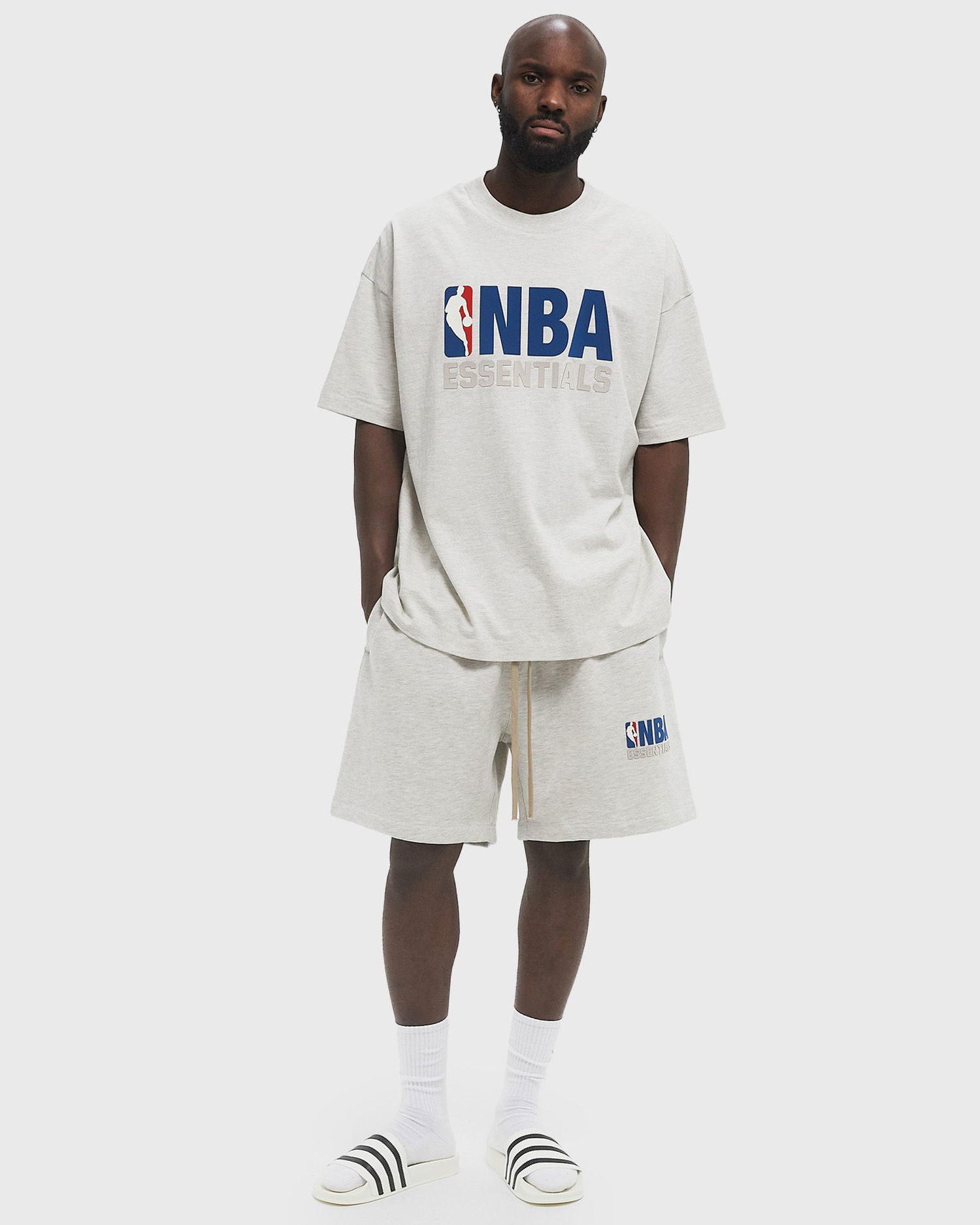 T-shirt Fear of God Fear of God Essentials NBA Short Sleeve T-Shirt Size XL Grå | 125AL244000F, 1