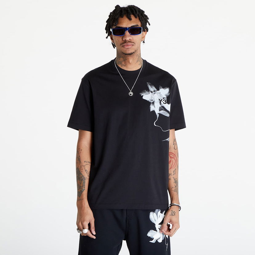 T-shirt Y-3 Graphic Shortsleeve Tee UNISEX Black Svart | IN4353