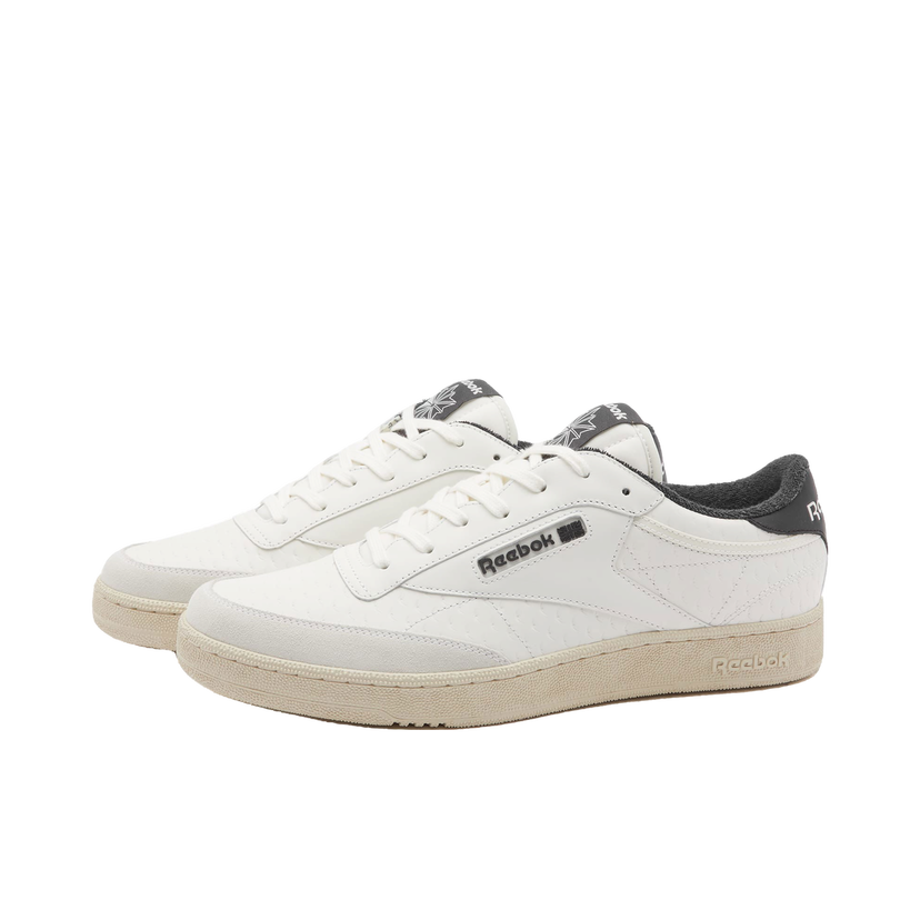 Sneakers och skor Reebok Men's Club C Sneakers in White/Black, Size UK 10 | END. Clothing Grå | RMIA011C99LEA0030110
