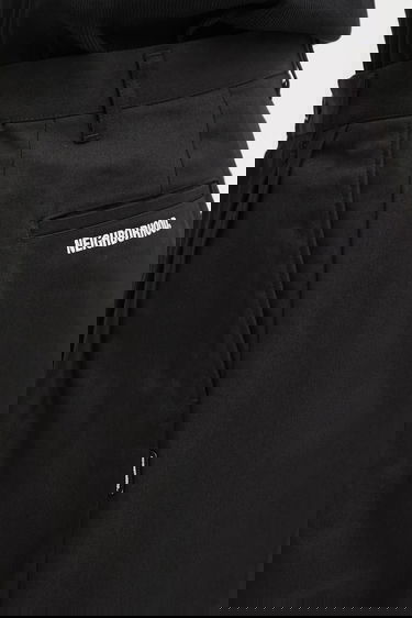 Byxor Neighborhood TWO TUCK Trousers Svart | 252ZANH.PTM06, 2