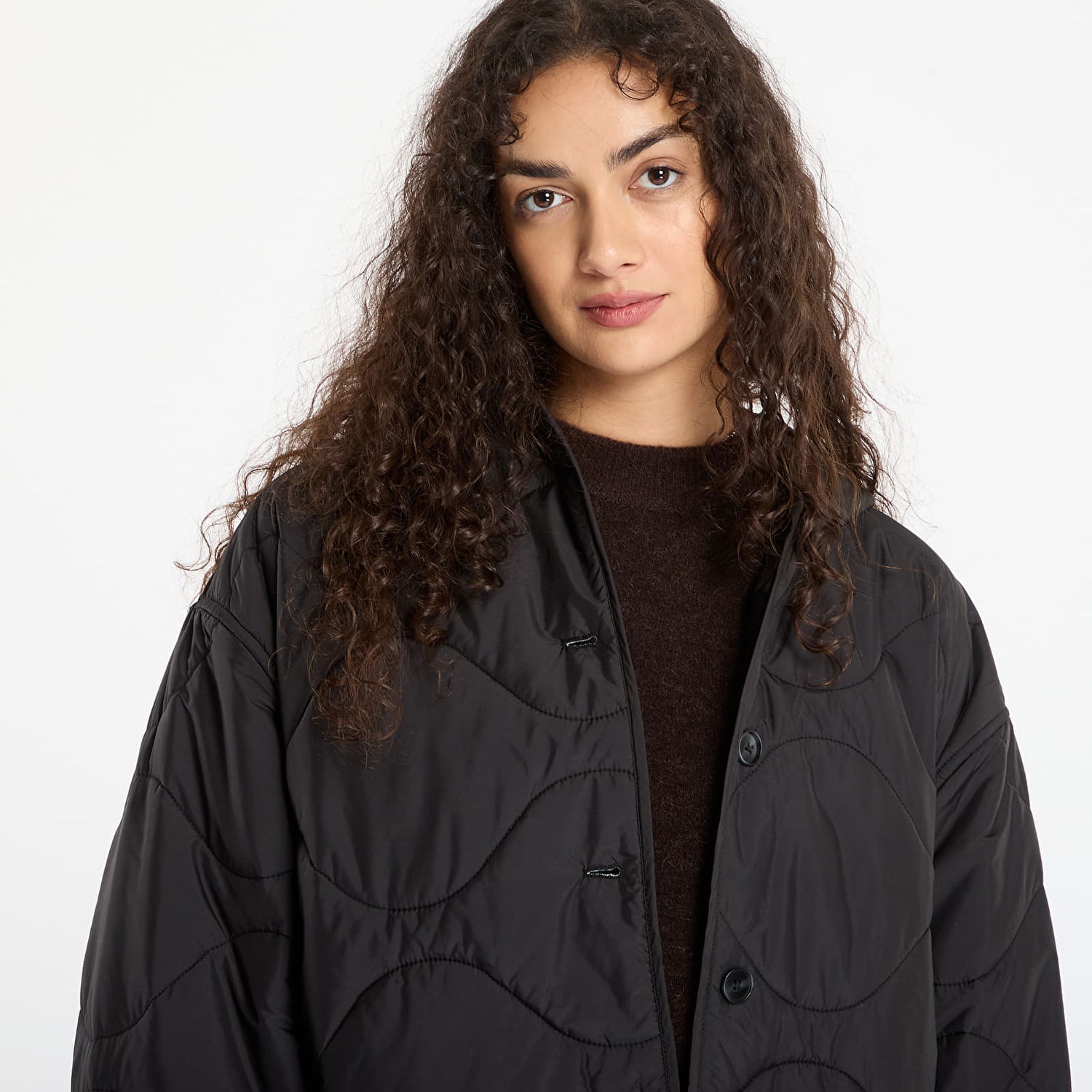 Jacka Samsoe Samsoe Wavy Quilted Jacket Sadonna Svart | F25300147_CLR000021, 1