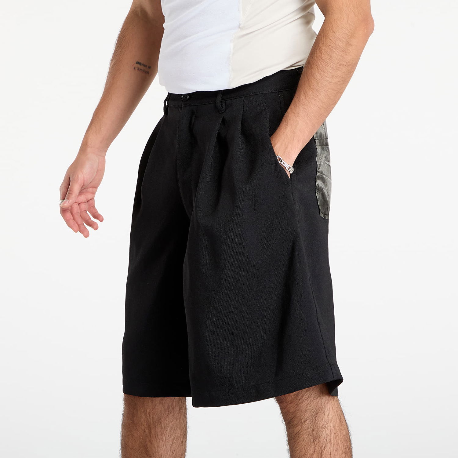 Shorts Comme des Garçons Comme des Garçons SHIRT Short Pleated Trousers With Patch Pockets Svart | FP-P502-W25 Black, 1