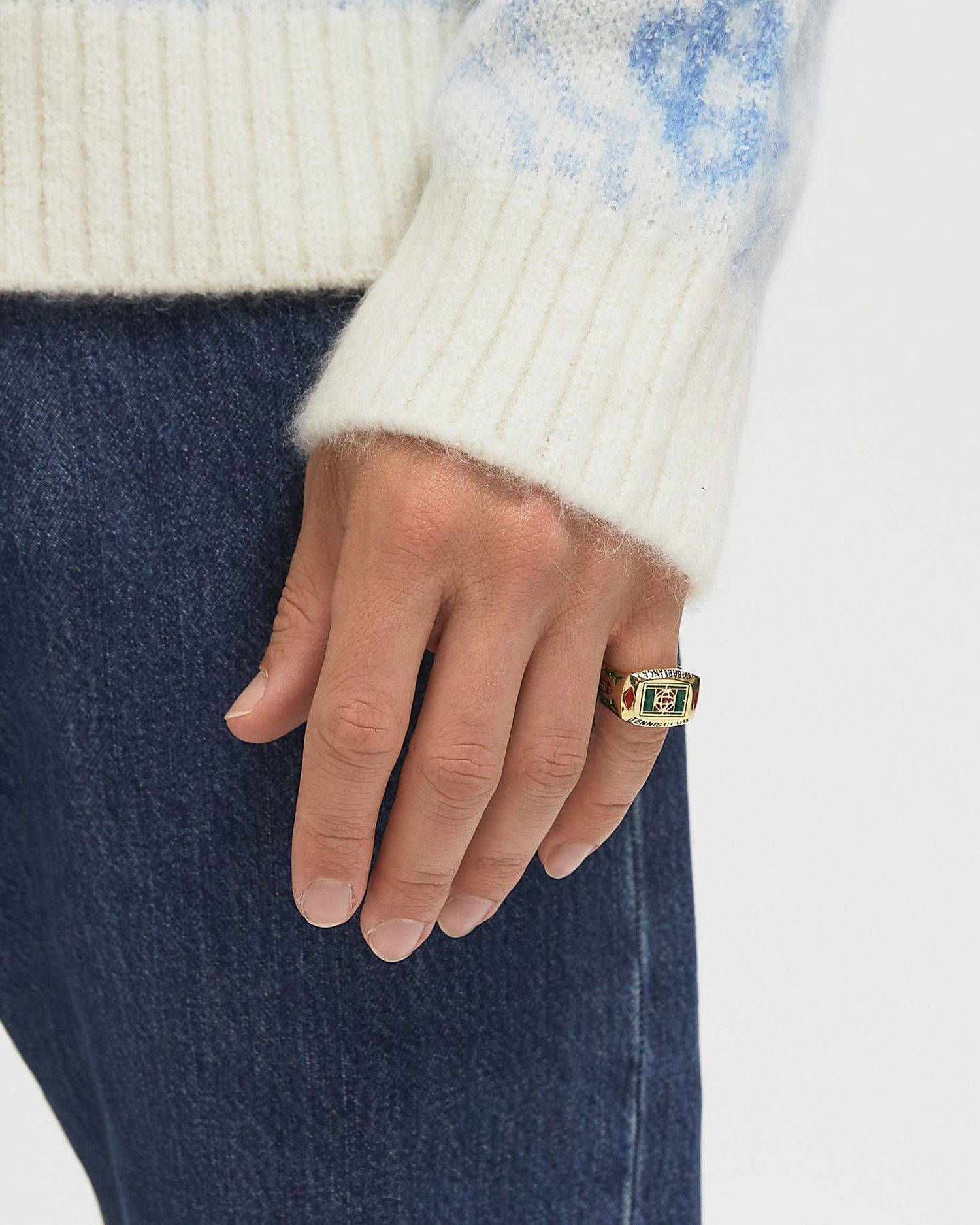 Ringa Casablanca Gold Tone Tennis Club Enamel Signet Ring Metallisk | APF25-JW-087-01, 1