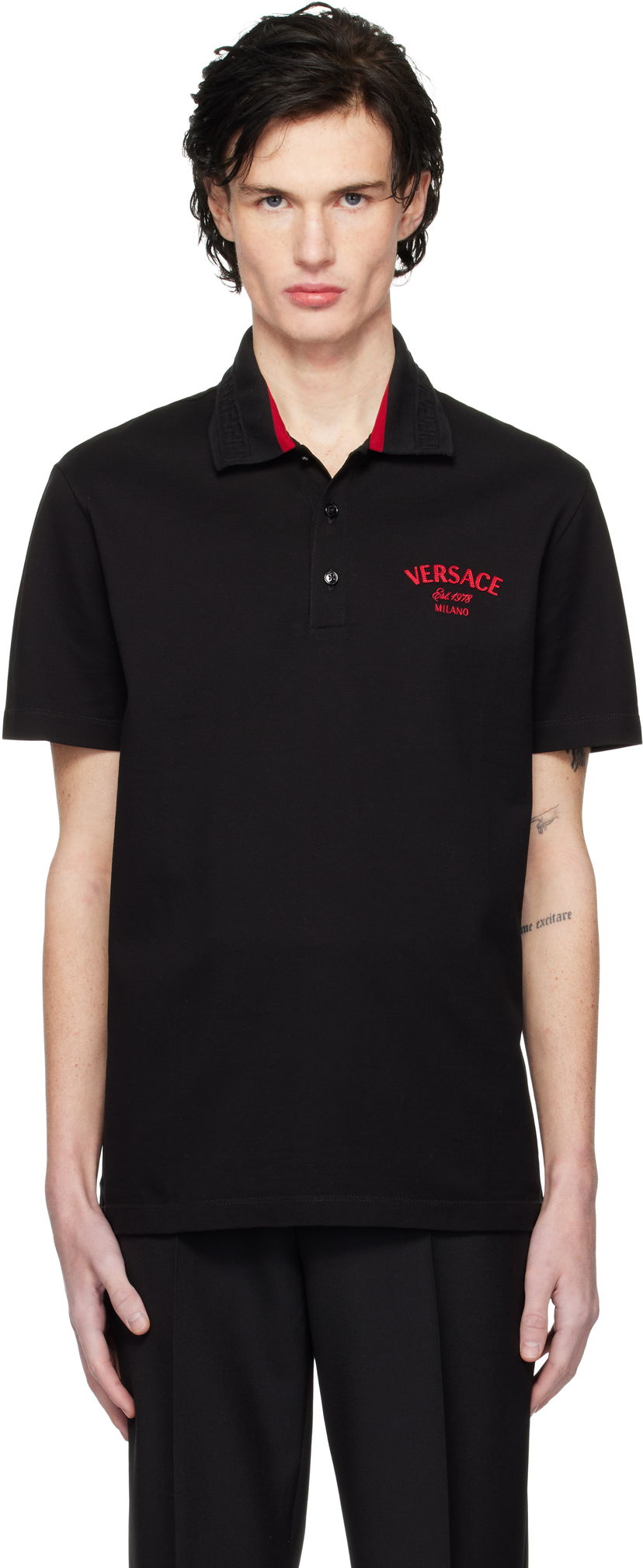 Polotröja Versace Embroidered Stamp Polo Svart | 1013906_1A12348