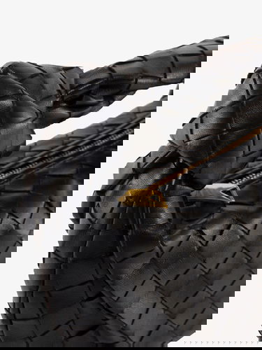 Handväska Bottega Veneta Jodie Mini Intrecciato Leather Shoulder Bag Svart | 651876VCPP58425, 4