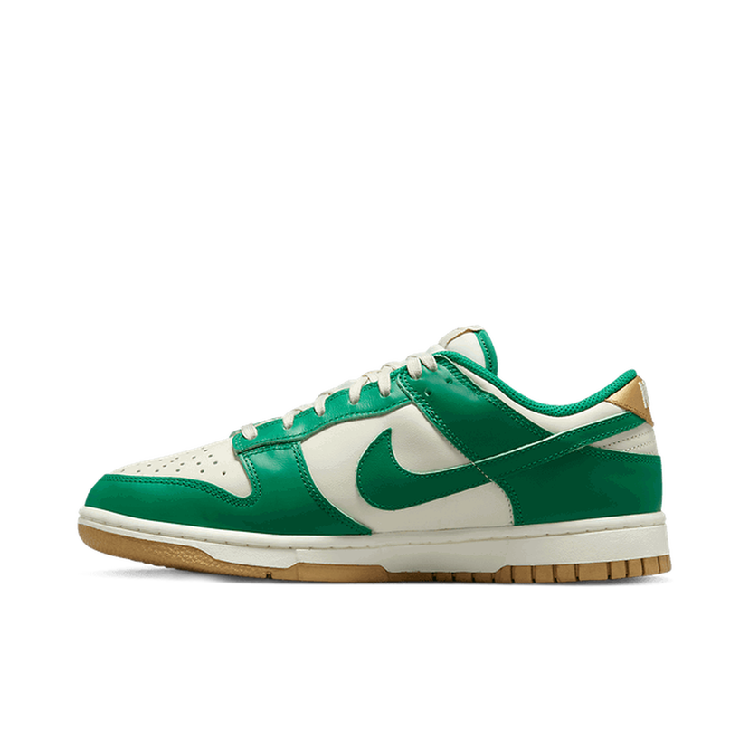 Sneakers och skor Nike Dunk Low "Malachite University Gold" W Grön | FB7173-131