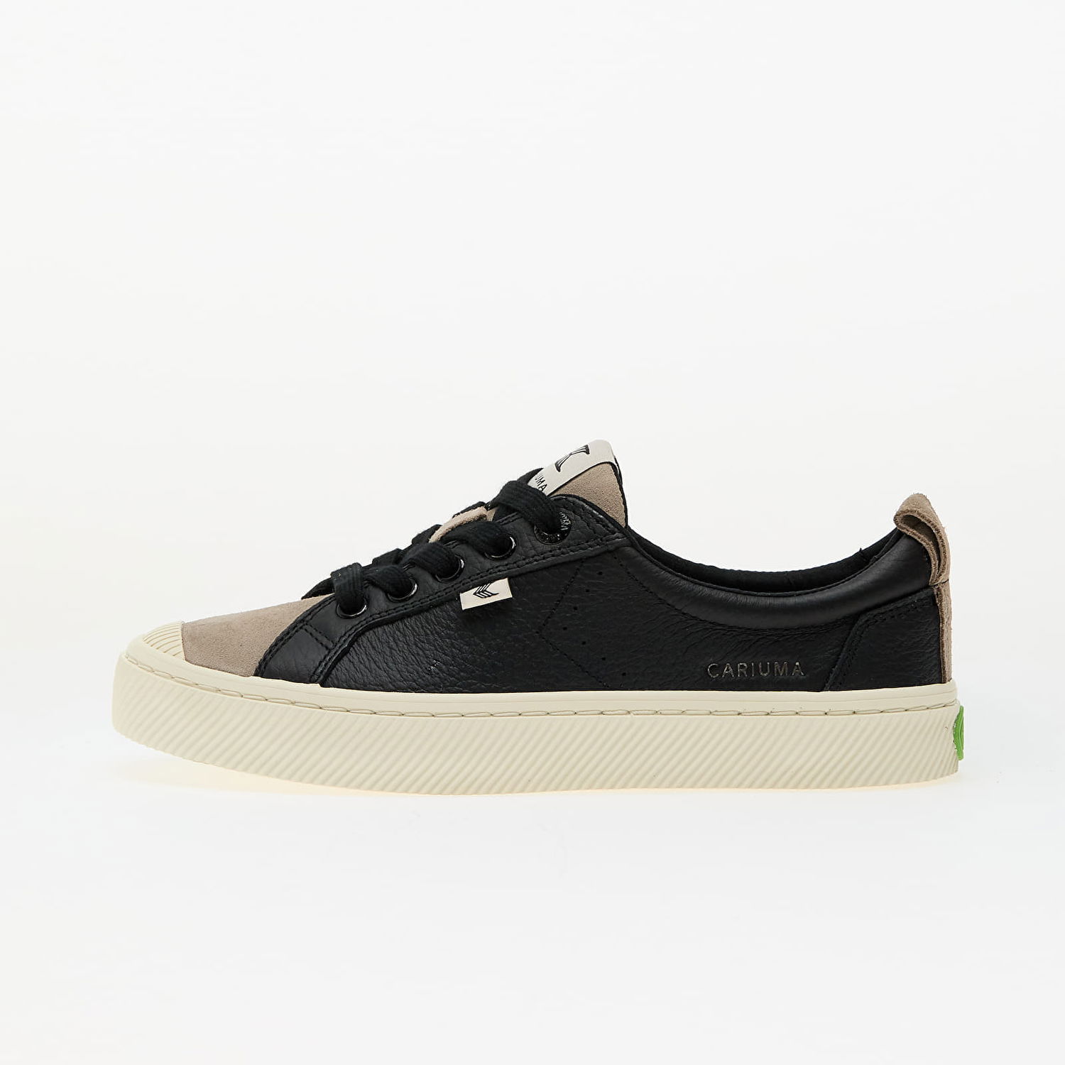 Sneakers och skor Cariuma Oca Low Svart | 100104B56 W, 0