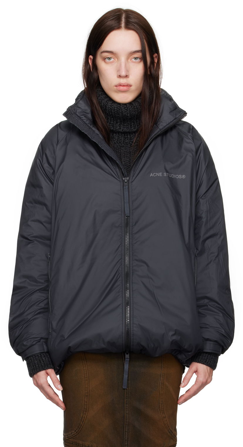 Pufferjacka Acne Studios Reflective Logo Down Jacket Svart | B90788-