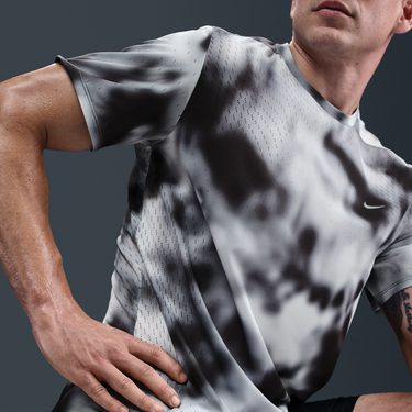 T-shirt Nike Dri-FIT ADV Running Division Breathe Short-Sleeve Running Top Grå | HJ4148-010, 4